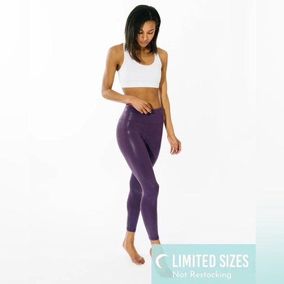 Zyia NWT Metallic Plus Light n Tight Hi-rise 7/8 24" Size 4 - Picture 3 of 9